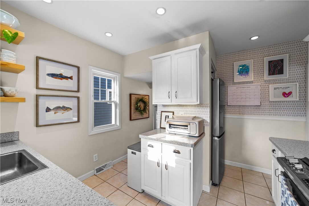 1205 Elbur Avenue Lakewood OH 44107