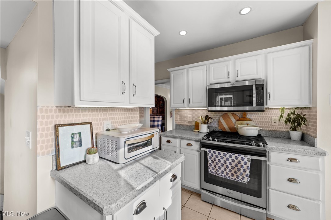 1205 Elbur Avenue Lakewood OH 44107