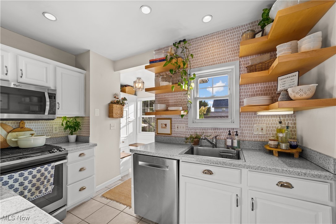 1205 Elbur Avenue Lakewood OH 44107