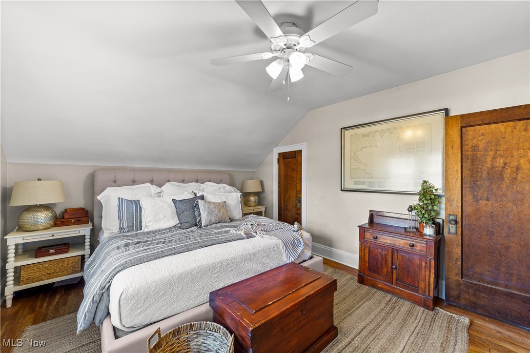 1205 Elbur Avenue Lakewood OH 44107