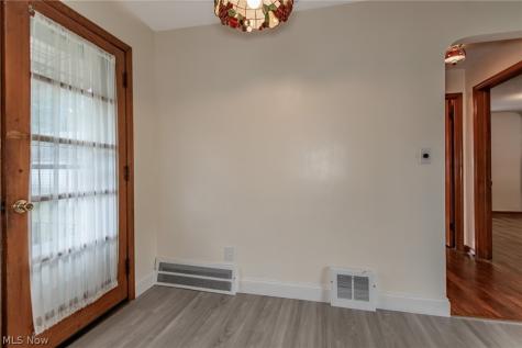 306 E 323rd Street Willowick OH 44095