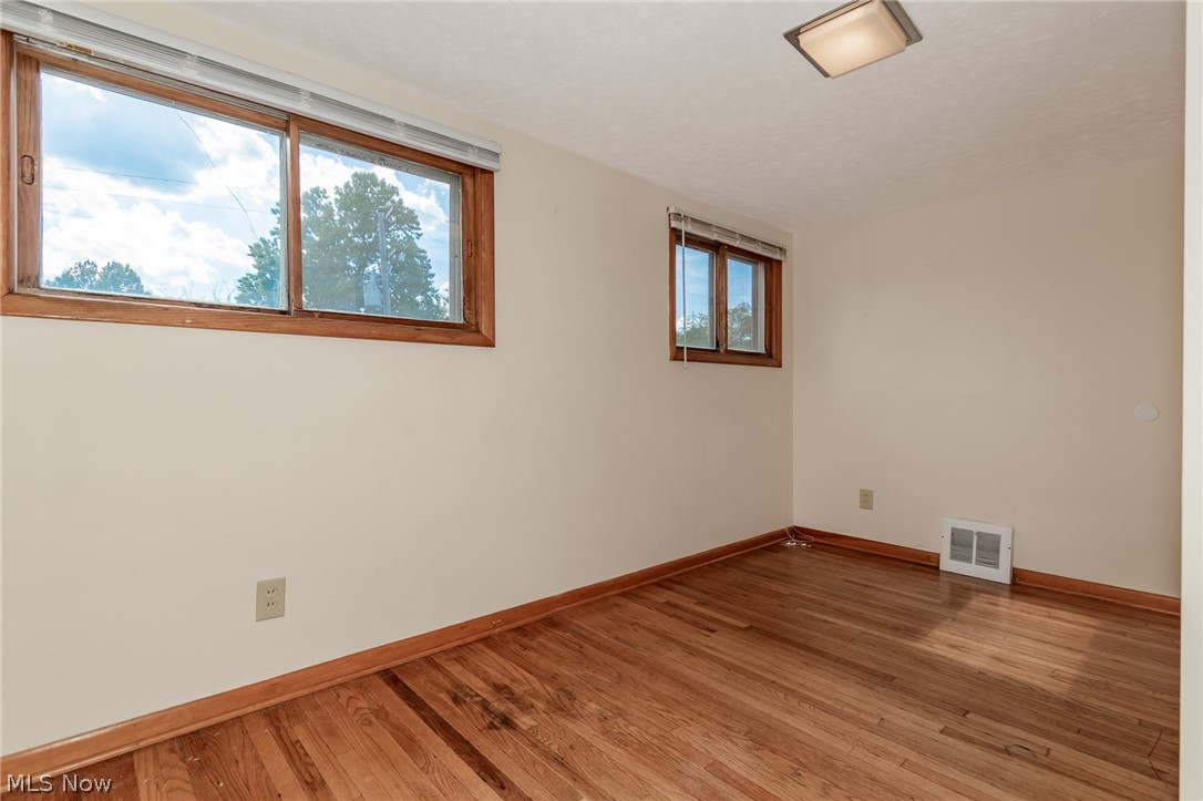 306 E 323rd Street Willowick OH 44095