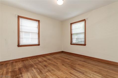306 E 323rd Street Willowick OH 44095