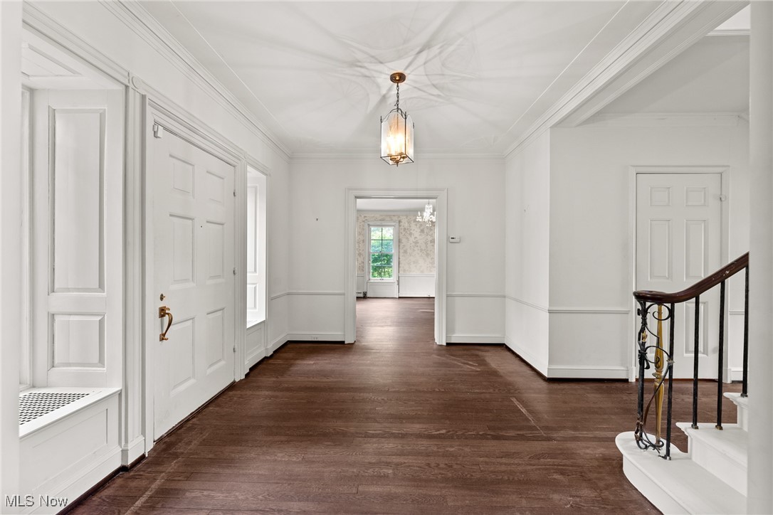 2945 Fontenay Road Shaker Heights OH 44120