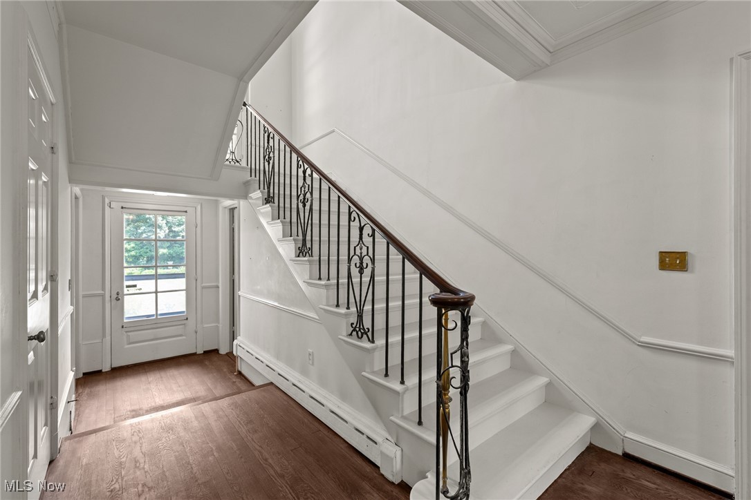 2945 Fontenay Road Shaker Heights OH 44120