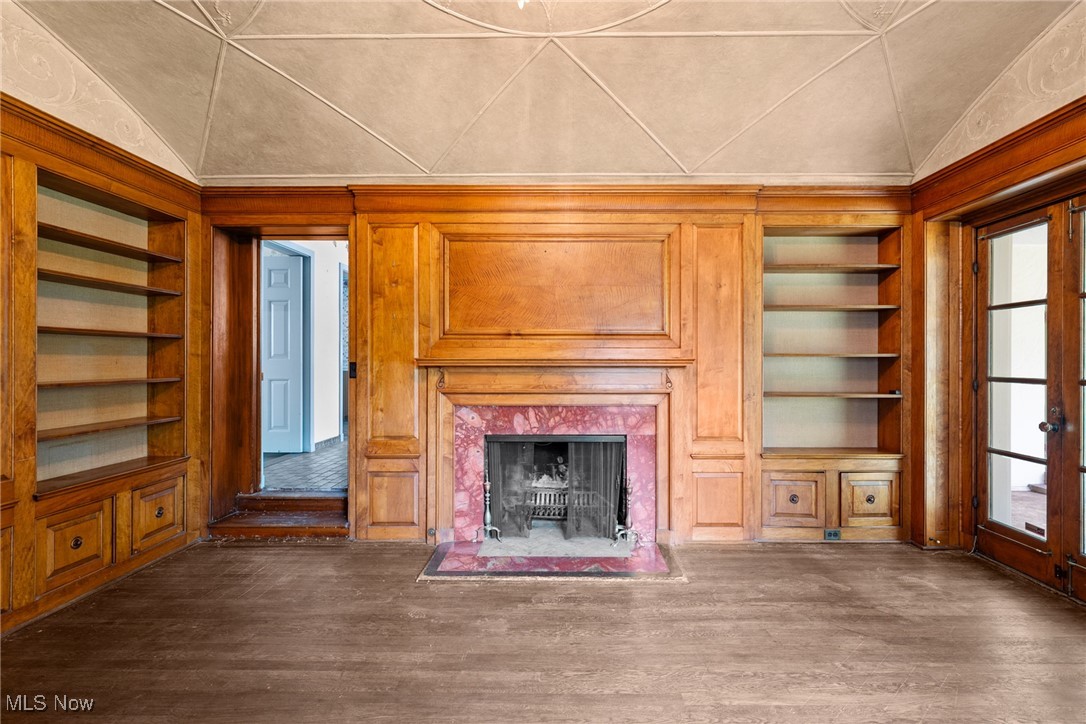 2945 Fontenay Road Shaker Heights OH 44120