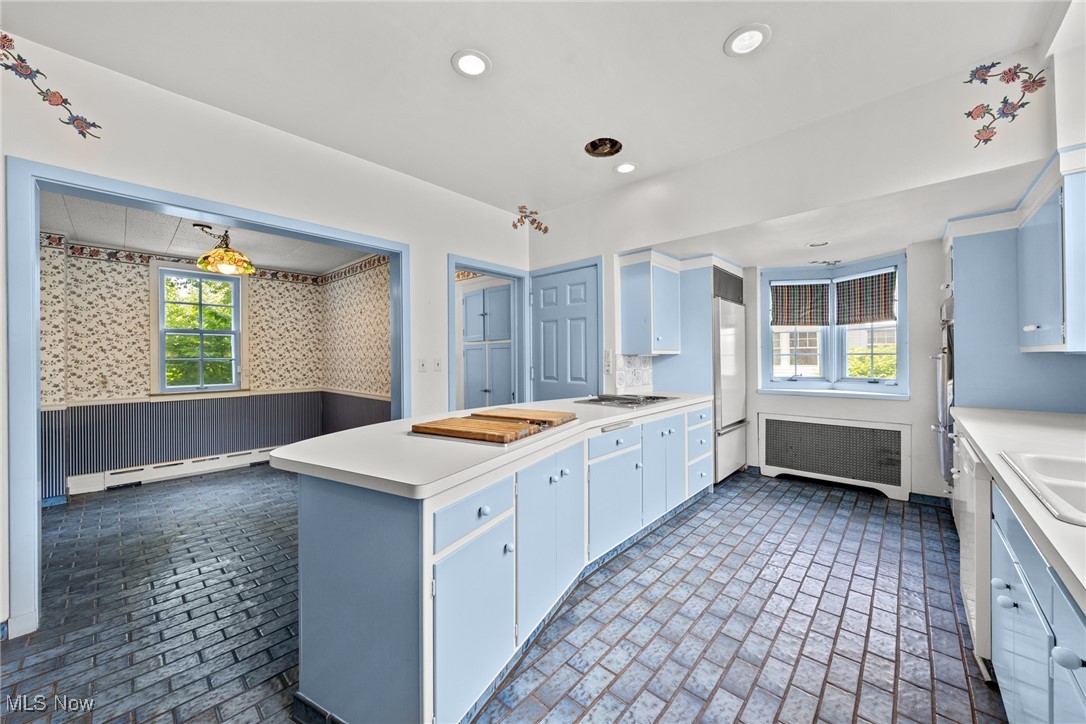 2945 Fontenay Road Shaker Heights OH 44120