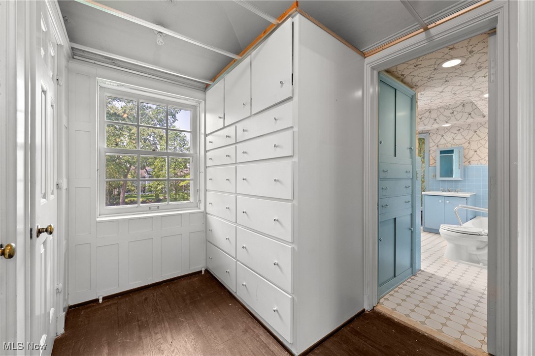 2945 Fontenay Road Shaker Heights OH 44120