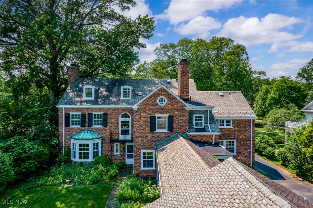 2945 Fontenay Road Shaker Heights OH 44120