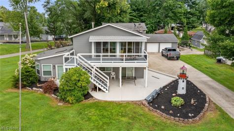 500 Bellview Drive North Benton OH 44449