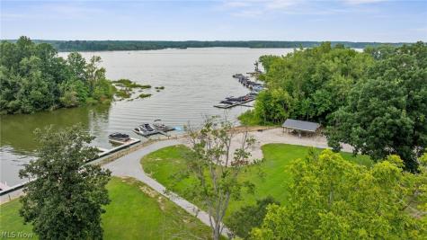 500 Bellview Drive North Benton OH 44449