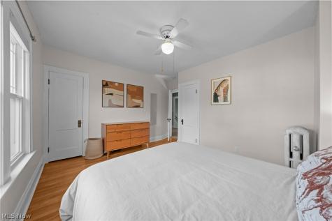 3302 E Scarborough Road Cleveland Heights OH 44118