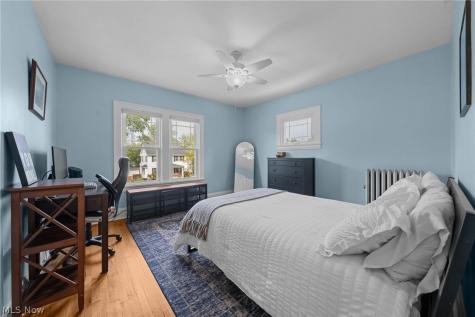 3302 E Scarborough Road Cleveland Heights OH 44118