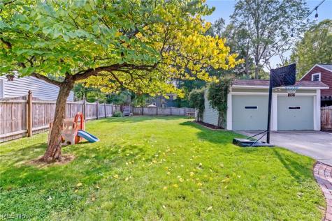 3302 E Scarborough Road Cleveland Heights OH 44118