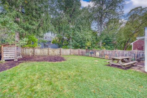 3302 E Scarborough Road Cleveland Heights OH 44118