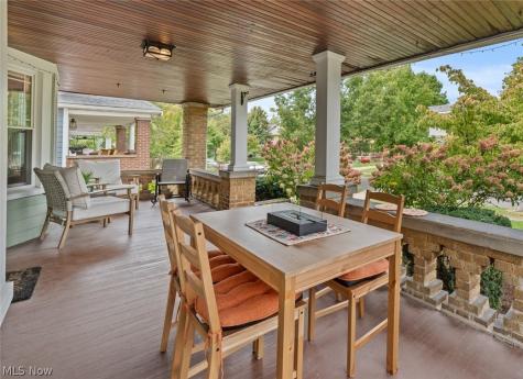 3302 E Scarborough Road Cleveland Heights OH 44118