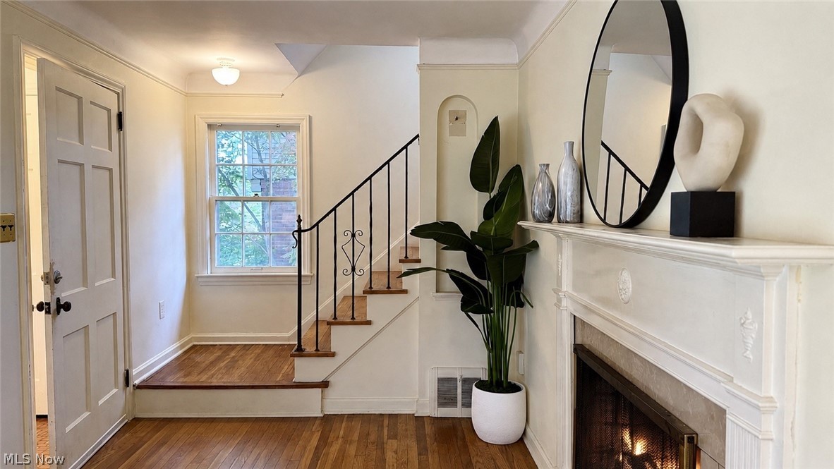 869 Cambridge Road Cleveland Heights OH 44121