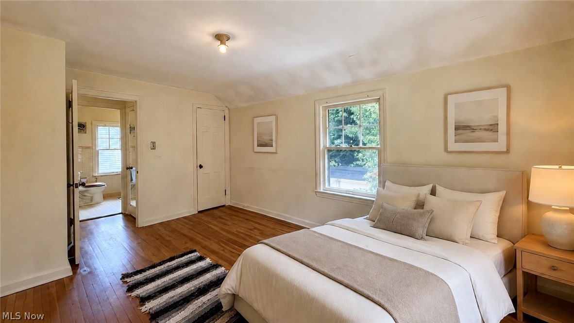 869 Cambridge Road Cleveland Heights OH 44121