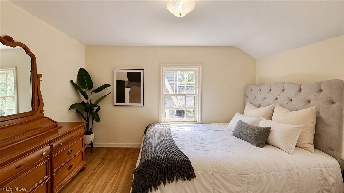 869 Cambridge Road Cleveland Heights OH 44121
