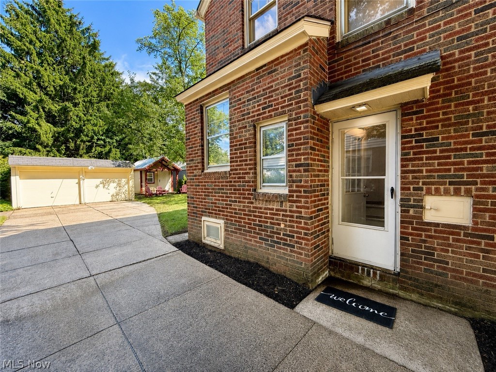 869 Cambridge Road Cleveland Heights OH 44121
