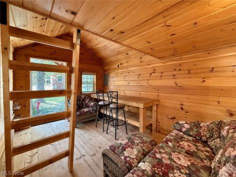 869 Cambridge Road Cleveland Heights OH 44121