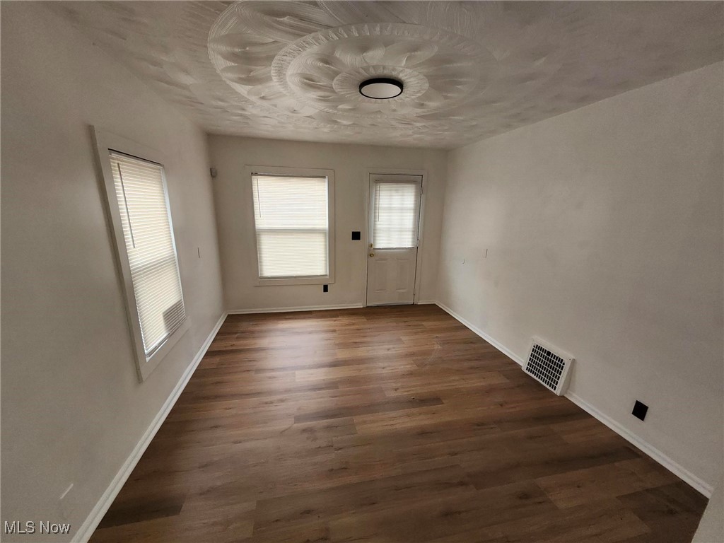 528 Gridley Street Akron OH 44306