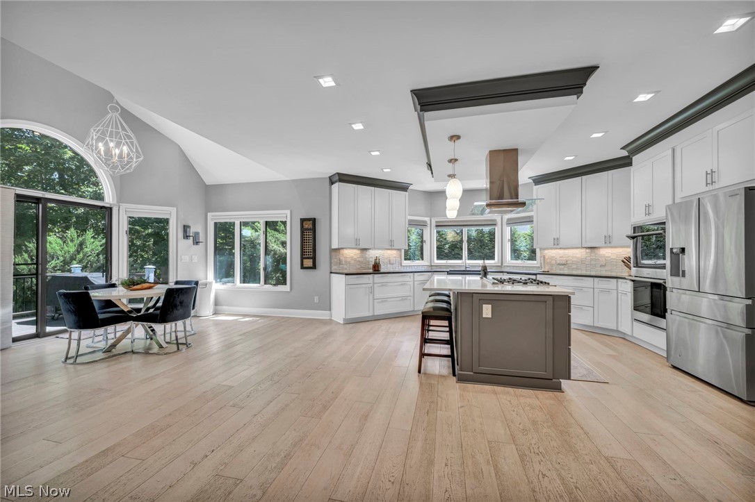 8536 Timber Trail Brecksville OH 44141