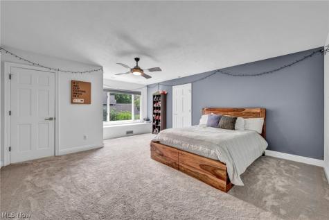 8536 Timber Trail Brecksville OH 44141
