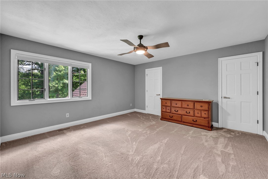 8536 Timber Trail Brecksville OH 44141