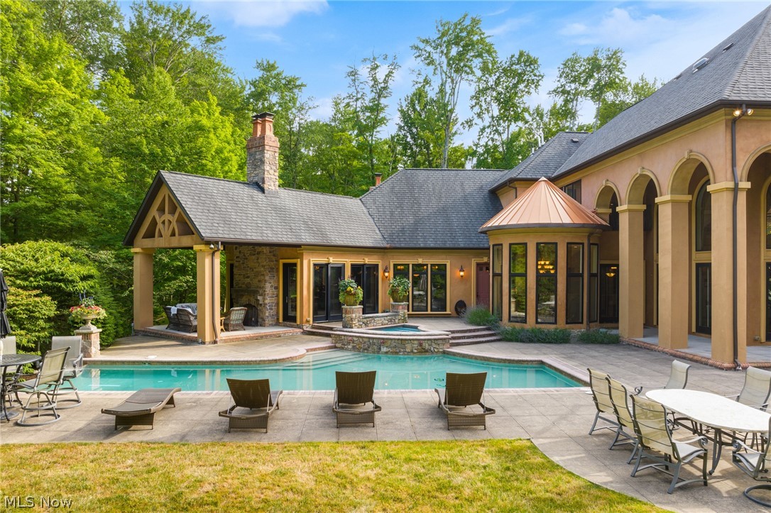 8700 Sanctuary Drive Kirtland Hills OH 44060