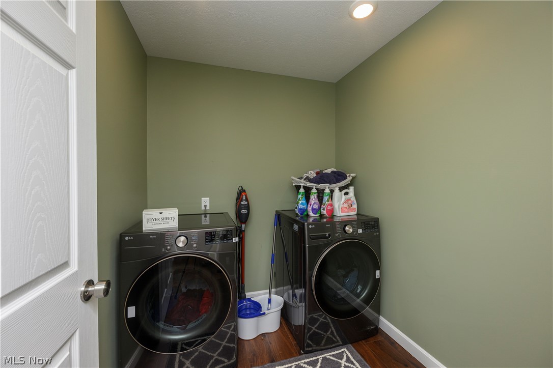 10952 Madlyn Street NE Bolivar OH 44612