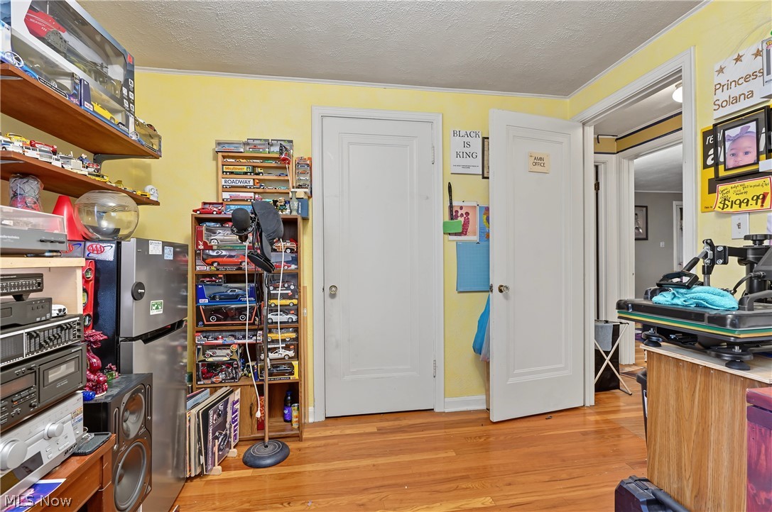 644 Meadowbrook Avenue SE Warren OH 44484