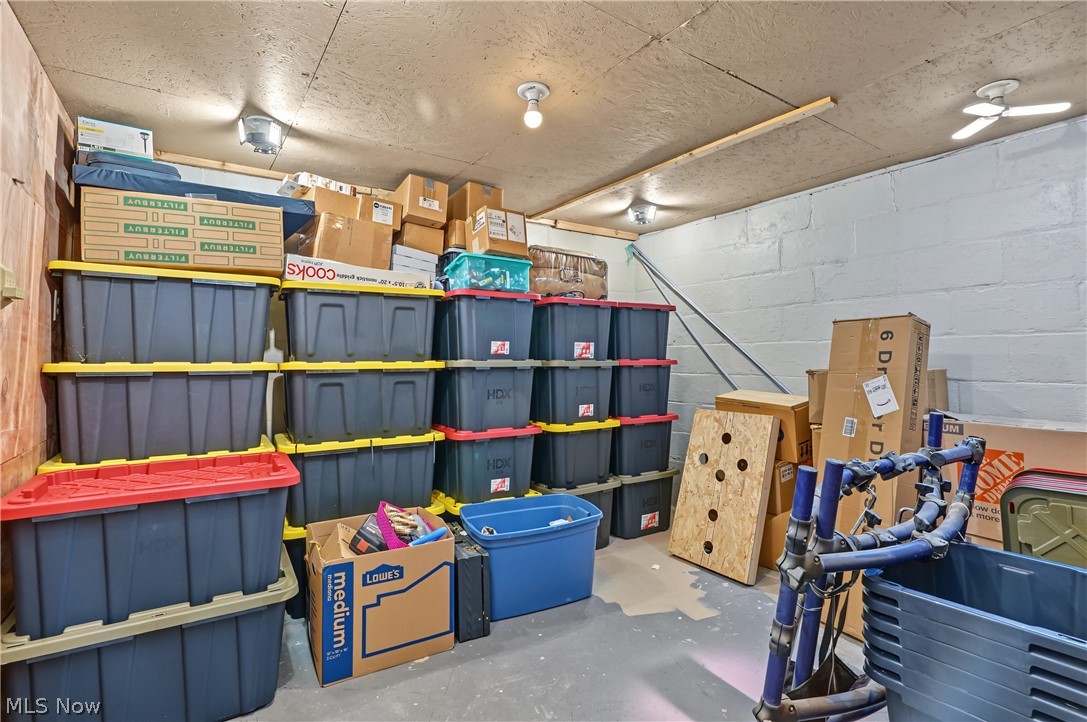 644 Meadowbrook Avenue SE Warren OH 44484