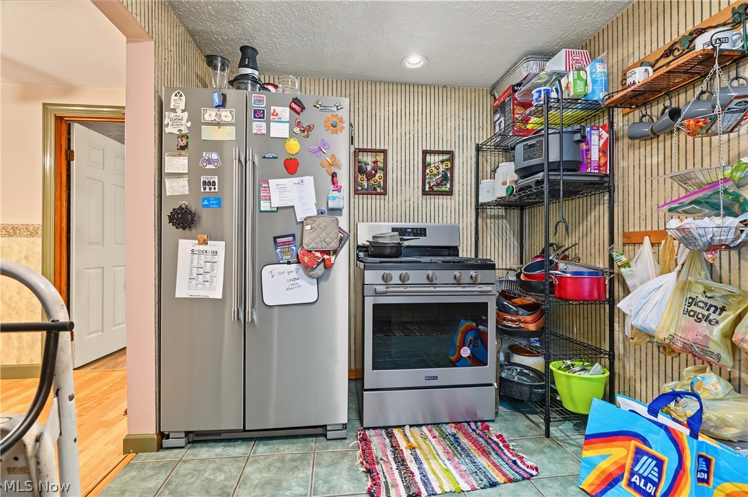 644 Meadowbrook Avenue SE Warren OH 44484