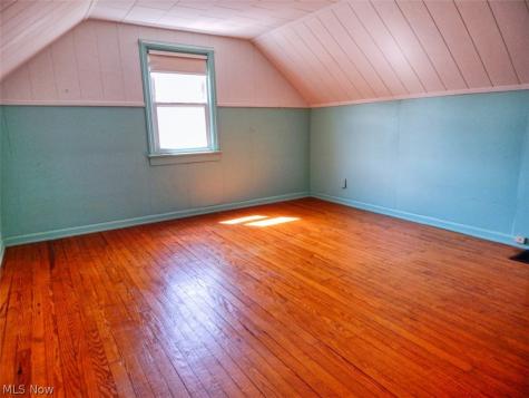 7432 Outlook Avenue Brooklyn OH 44144