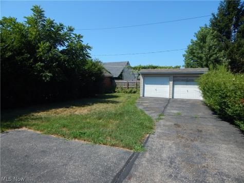 7432 Outlook Avenue Brooklyn OH 44144