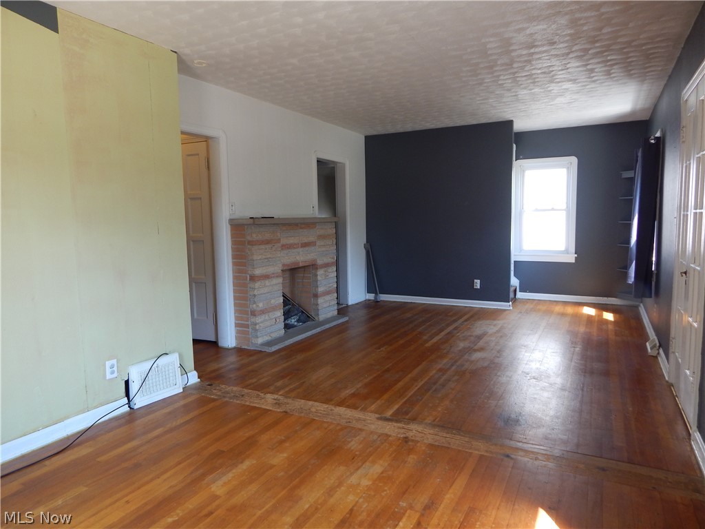 7432 Outlook Avenue Brooklyn OH 44144