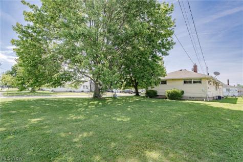 2810 Utica Avenue Lorain OH 44052