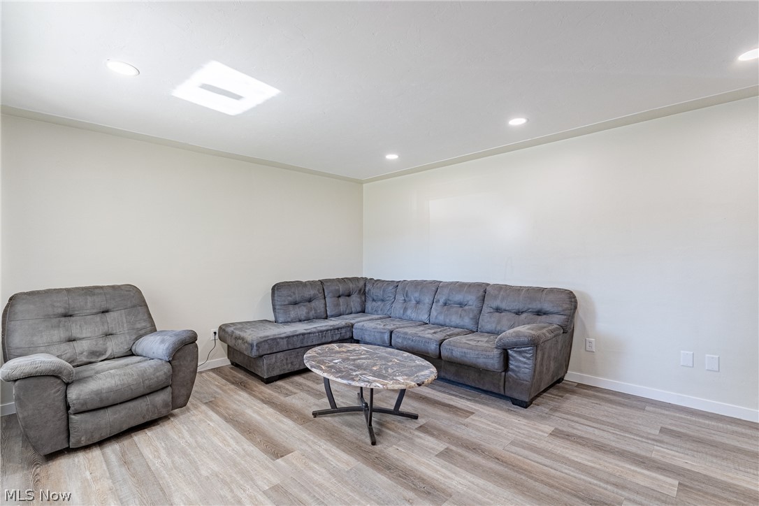 2810 Utica Avenue Lorain OH 44052