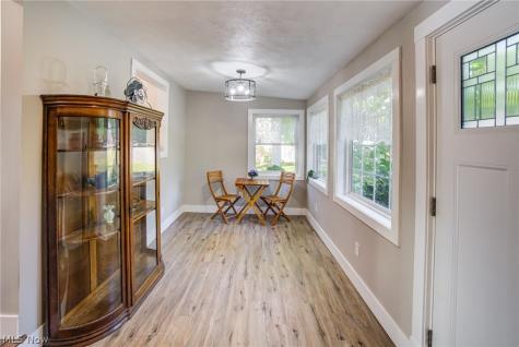 15466 Lakeshore Drive Burton OH 44021