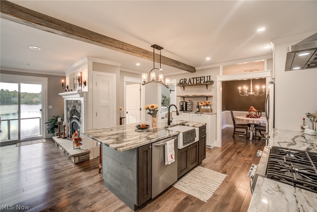 15466 Lakeshore Drive Burton OH 44021