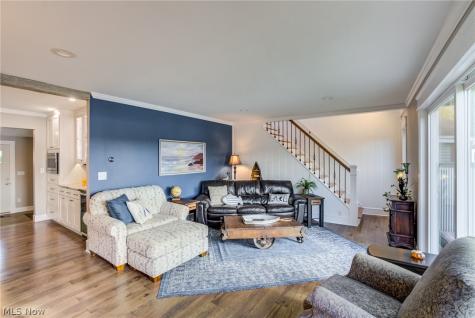 15466 Lakeshore Drive Burton OH 44021