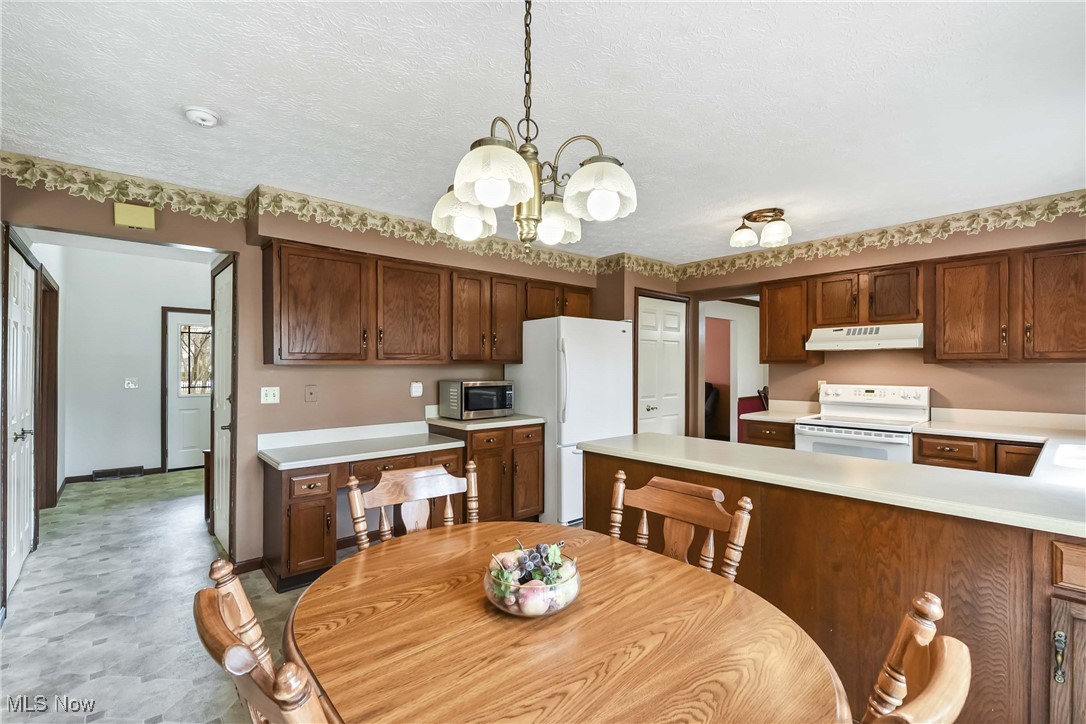 3984 Deepwoods Way North Olmsted OH 44070