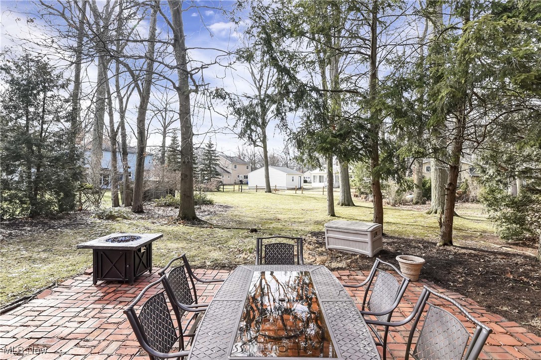 3984 Deepwoods Way North Olmsted OH 44070