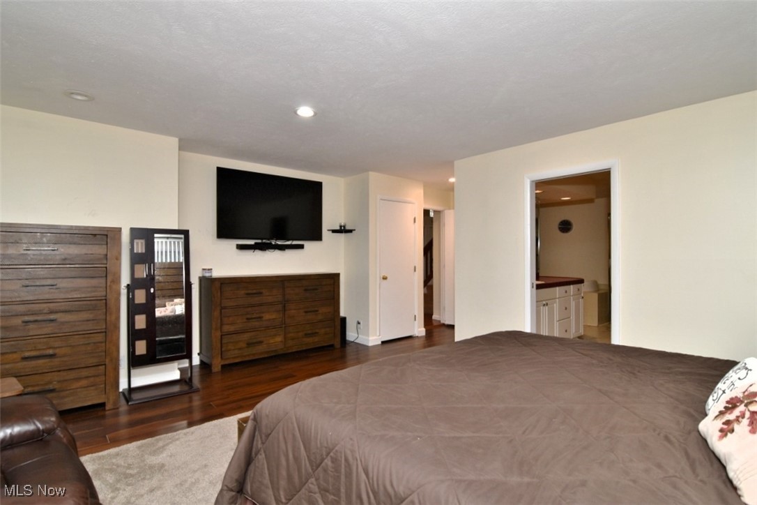 682 Arbor Way Aurora OH 44202