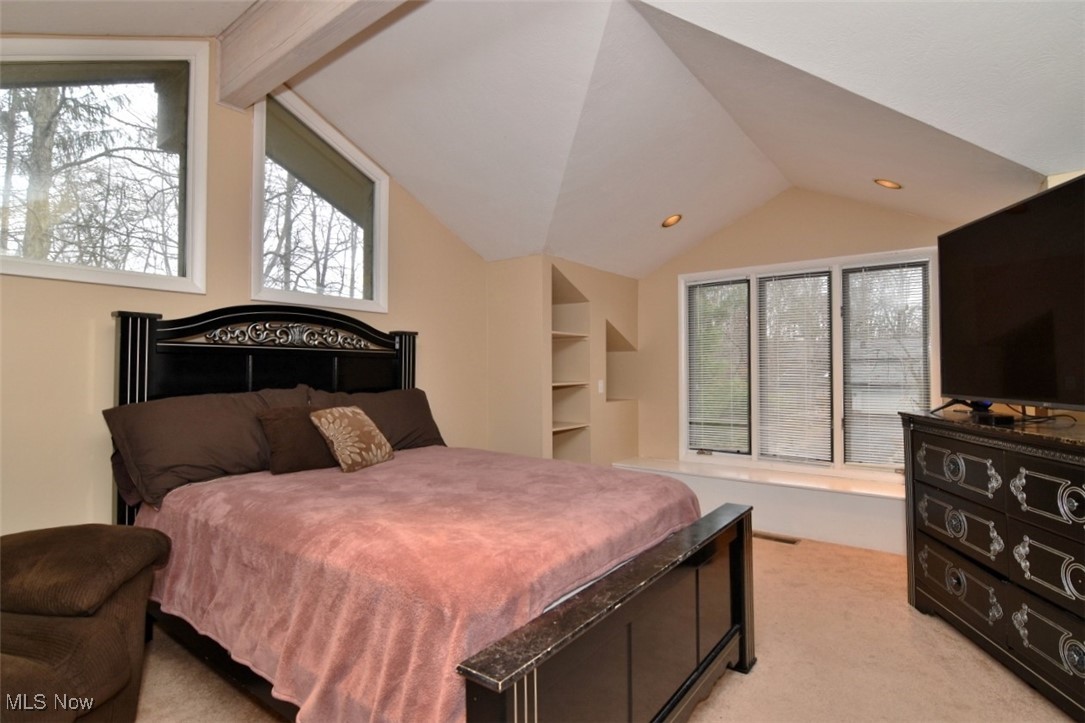 682 Arbor Way Aurora OH 44202