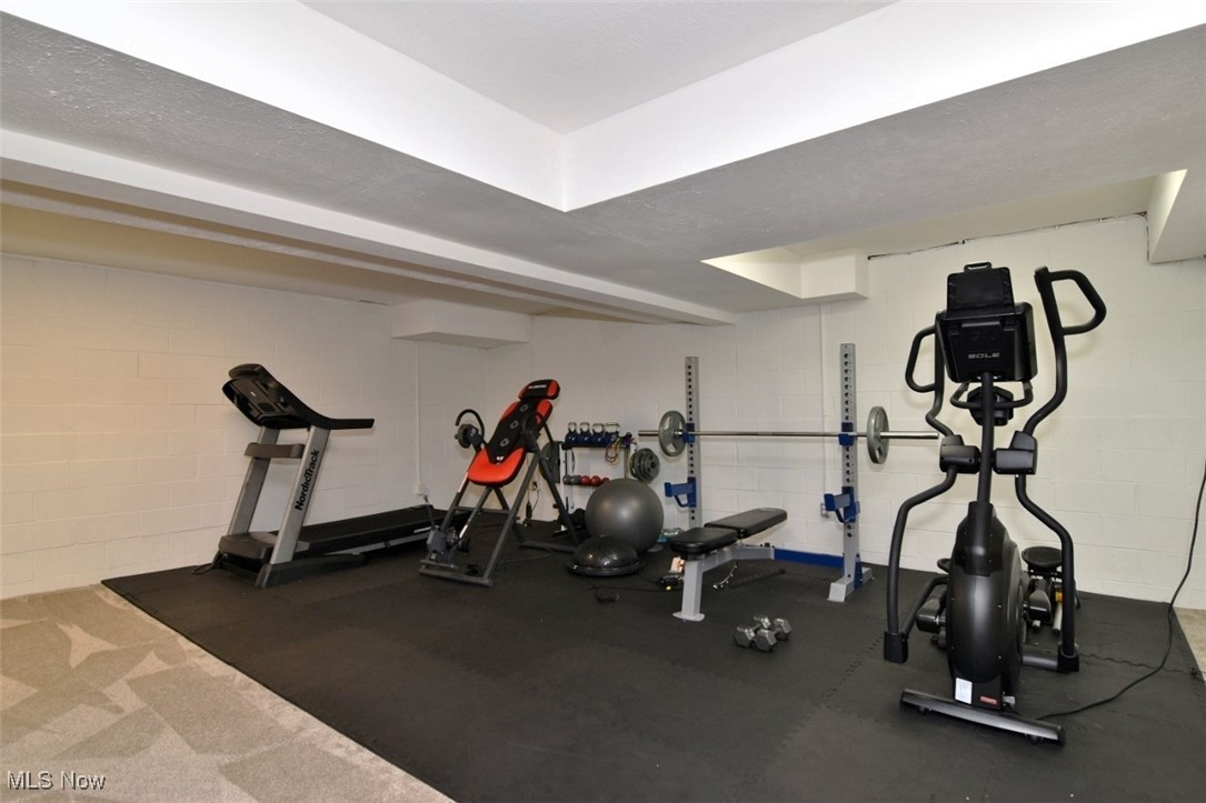 682 Arbor Way Aurora OH 44202