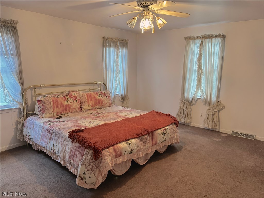 365 Genesee Avenue NE Warren OH 44483