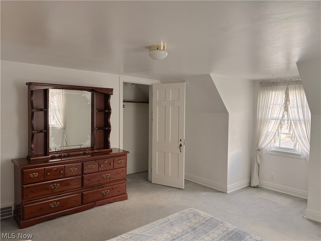 365 Genesee Avenue NE Warren OH 44483