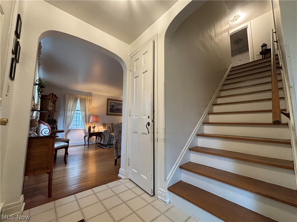 365 Genesee Avenue NE Warren OH 44483